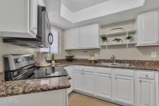 Photo #6: 6238807 Listing