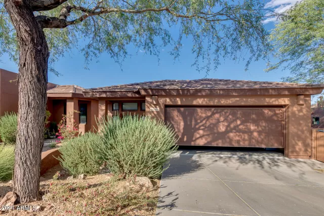 MLS: 6238943 Condo For Sale