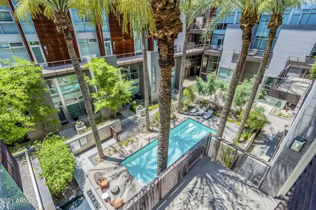 MLS: 6239172 Condo For Sale