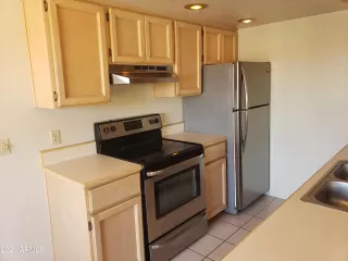 Photo #2: 6239217 Listing