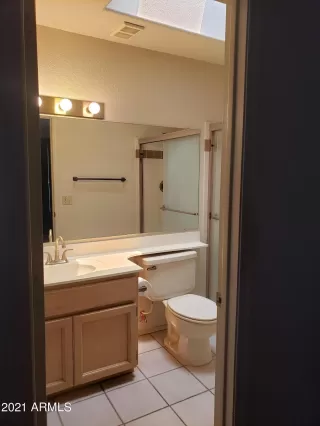 Photo #5: 6239217 Listing