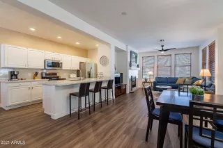 Photo #3: 6239257 Listing 