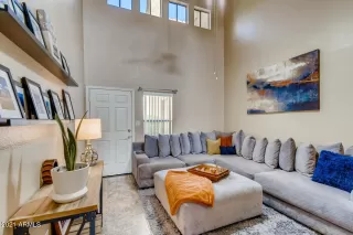 Photo #4: 6239264 Listing