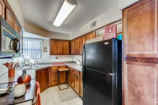 Photo #6: 6239264 Listing