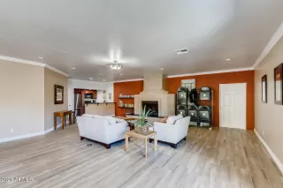 Photo #5: 6239267 Listing