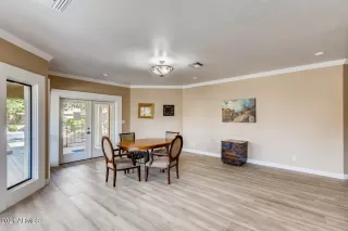 Photo #6: 6239267 Listing