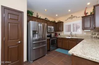 Photo #3: 6239282 Listing