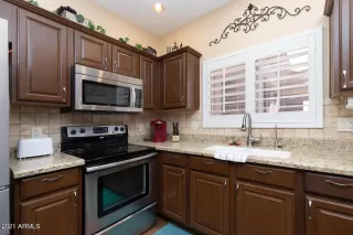 Photo #6: 6239282 Listing