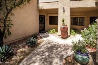 Photo #4: 6239418 Listing