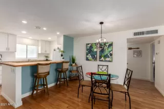 Photo #5: 6239448 Listing