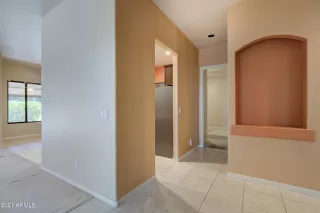 Photo #6: 6239656 Listing