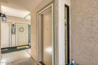 Photo #4: 6239728 Listing