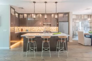 Photo #1: 6240181 Listing