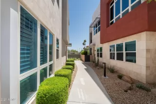 Photo #2: 6240208 Listing 