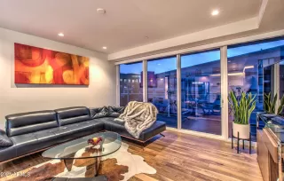 Photo #4: 6240248 Listing 