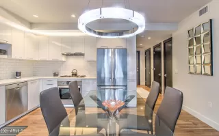 Photo #6: 6240248 Listing 