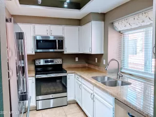 Photo #1: 6240715 Listing 