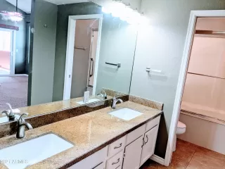 Photo #5: 6240715 Listing 