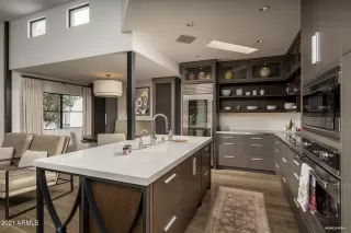 Photo #3: 6240740 Listing