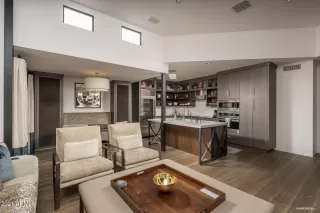 Photo #5: 6240740 Listing