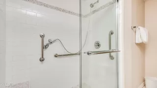 Photo #4: 6240791 Listing 