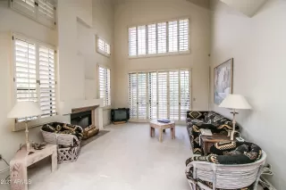 Photo #3: 6240925 Listing