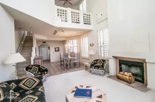 Photo #4: 6240925 Listing