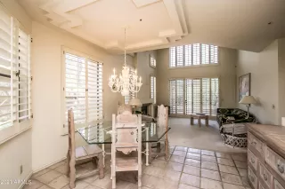 Photo #6: 6240925 Listing