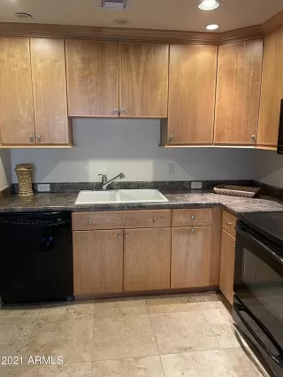 Photo #2: 6240940 Listing 