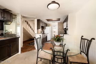 Photo #3: 6241006 Listing