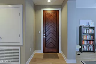 Photo #3: 6241053 Listing