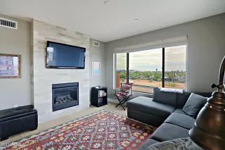 Photo #4: 6241053 Listing