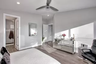 Photo #6: 6241175 Listing