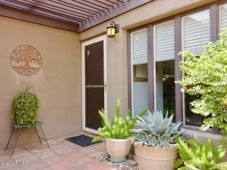 Photo #1: 6241266 Listing 