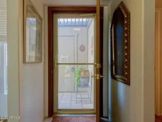 Photo #2: 6241266 Listing 