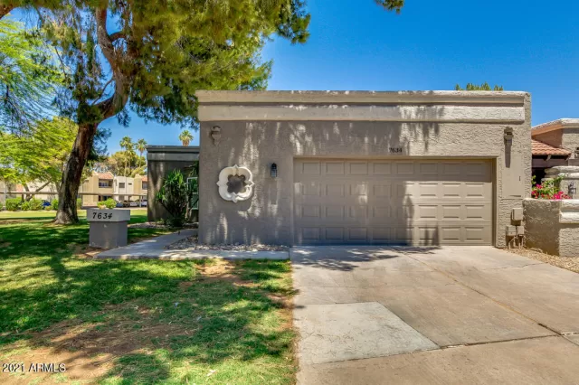 MLS: 6241294 Condo For Sale