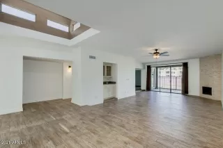 Photo #4: 6241294 Listing 