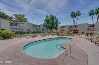 Photo #3: 6241415 Listing