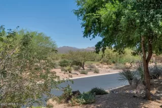 Photo #4: 6241451 Listing