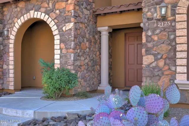 MLS: 6241883 Condo For Sale