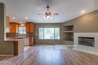 Photo #4: 6241906 Listing