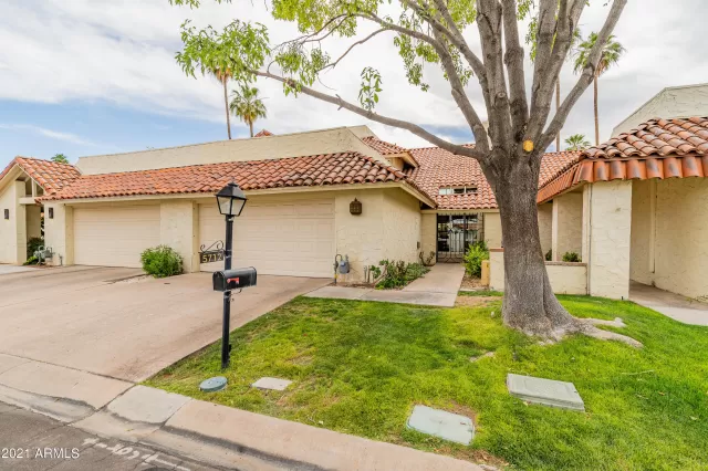 MLS: 6242238 Condo For Sale