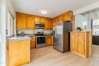 Photo #2: 6242238 Listing