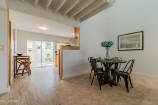 Photo #3: 6242238 Listing