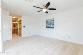 Photo #5: 6242238 Listing