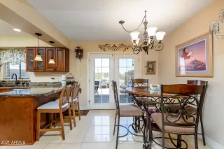 Photo #3: 6242584 Listing