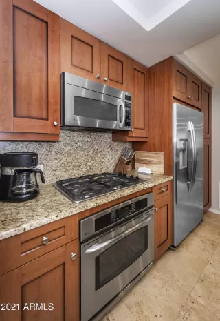 Photo #2: 6242719 Listing