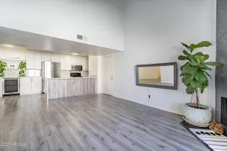 Photo #3: 6243023 Listing