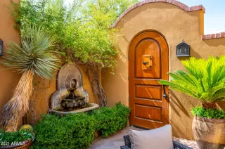 Photo #3: 6243483 Listing