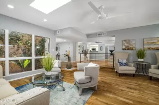 Photo #5: 6243895 Listing 
